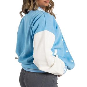 Chaqueta universitaria bordada de diseño personalizado para mujer, abrigo de invierno al por mayor más vendido 2026 - Product Image 4