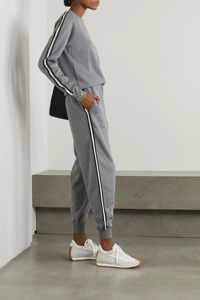 ชุดวอร์มกีฬาคุณภาพสูงสำหรับฤดูร้อนและฤดูใบไม้ร่วง เสื้อฮู้ดดี้ทรงหลวมโอเวอร์ไซส์ กางเกงจ็อกกิ้งขายาว ชุดเซ็ตเสื้อผ้ากีฬา - Product Image 5