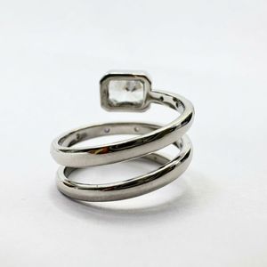 Anillo en Espiral con Diamante Cultivado en Laboratorio, Corte Radiante, 1.25 CTW, Certificado IGI, Platino Sólido PT950, Engaste de Bisel, Joyería - Product Image 3