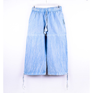 Cintres élégants en coton bleu pour pantalons et jupes, conçus sur mesure pour la présentation de votre collection de vêtements - Product Image 1