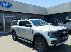 รถกระบะ Ford Ranger Wildtrak 2.0 Bi-Turbo 4x4 ออโต้ ปี 2022 สภาพดีเยี่ยม แบบดับเบิ้ลแค็บ สำหรับขับขี่ออฟโรด เกียร์อัตโนมัติ แรงบิดสูง ทนทาน เหมาะสำหรับการผจญภัย - Product Image 2