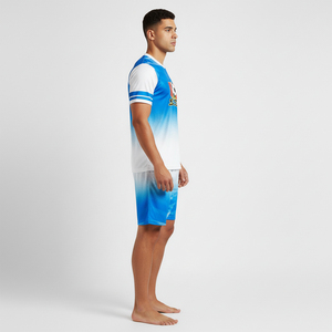 ชุดฟุตบอลวิคตอรี่ – ชุดแข่งฟุตบอลพรีเมียมแบบสั่งทำพิเศษปี 2026 พร้อมกางเกงขาสั้น ระบายอากาศได้ดี สำหรับทีม - Product Image 3