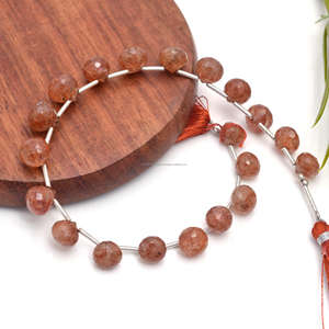 Belle forme d'oignon à facettes en quartz de cuivre naturel 8 pouces 8x8 8x8.5mm brin de perles de pierres précieuses de qualité supérieure pour la fabrication de bijoux élégants - Product Image 2