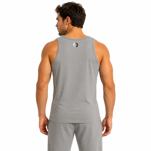 Costuras resistentes que admiten el uso activo, y camiseta sin mangas para hombre con ajuste seguro para uso en fines de semana y paseos de verano, uso diario. - Product Image 3