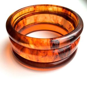 Slim <b>resin</b> bangles Wide <b>resin</b> bangles Round <b>resin</b> bangles Oval <b>resin</b> bangles - Product Image 1