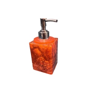 Ensembles de salle de bain modernes en métal, jetables et écologiques, avec distributeurs en résine époxy, conçus pour des thèmes de vanité minimalistes, pratiques et utilitaires - Product Image 6