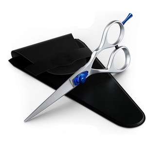 Ciseaux de barbier super affûtés, qualité supérieure, professionnels, fabriqués au Pakistan, outil de beauté, ciseaux de coiffure en acier inoxydable pour cheveux fins. - Product Image 4