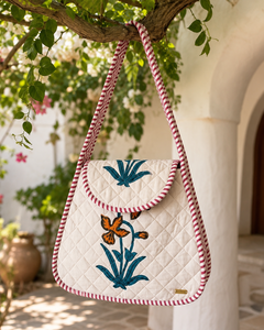 Bolso bandolera de lujo pequeño, acolchado, de algodón, con estampado floral a mano, de Jaipur, para mujeres y niñas. - Product Image 3