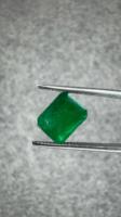 Émeraude Naturelle Zambienne 1,78 Ct, Taille Émeraude Facettée, Couleur Verte Changeante, Pierre Précieuse pour Bague Sur Mesure, Pendentif, Bijoux de Luxe