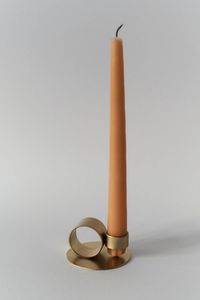 Support de bougie de table doré vintage, porte-bougie conique en métal, support de bougie avec base antidérapante, support de bougie résistant à la chaleur - Product Image 4