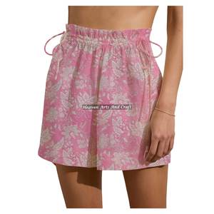 Shorts d'été en pur coton pour femme, taille élastique avec cordon de serrage, coupe ajustée, pour le week-end et la détente - Product Image 2