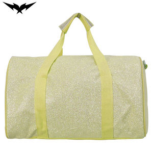 Sac de sport unisexe étanche de grande capacité avec logo personnalisé, léger et durable avec fermeture éclair, couleurs brillantes pour femmes - Product Image 2