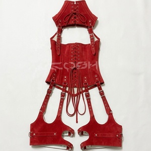 Corset sous-poitrine en cuir suédé rouge à baleines en acier avec ensembles de harnais - Product Image 2