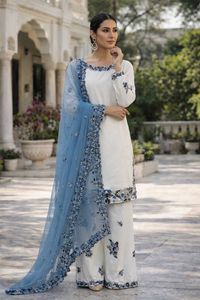 Conjunto de Salwar Kameez Tradicional de Algodón Blanco de Lujo, Bordado con Hilo Resham Azul, Kurta Recta, Palazzo, Estilo Indio-Pakistaní, Festivo - Product Image 3