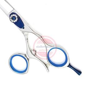 กรรไกรตัดผมมืออาชีพ สแตนเลส ด้ามจับหมุนได้ ใบมีดตรงคม - Product Image 3