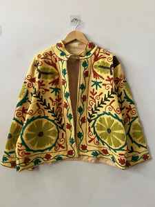 Veste unisexe en coton matelassé fait main, col montant, respirante, tissée, brodée de motifs floraux Suzani, style artisanal ouzbek, pour festival bohème - Product Image 6