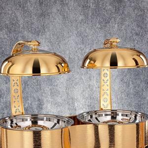 Juego de calentadores de comida dobles redondos dorados de lujo de acero inoxidable con soporte de corte láser y tapas colgantes para catering de buffet - Product Image 5