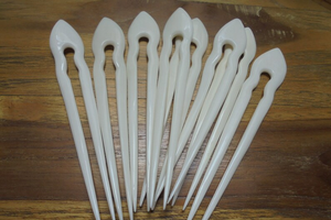 Épingles en os artisanales, accessoires élégants et uniques pour collectionneurs, charmes de mode - Product Image 3