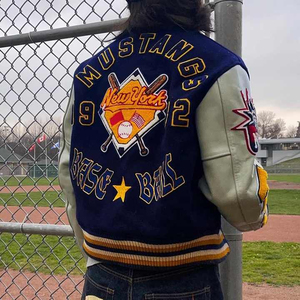 Chaqueta Varsity para Hombre, Color Azul Marino y Crema, Mangas de Cuero, Logotipo NY Bordado, Parche del Equipo de Béisbol 1983, Conjuntos Deportivos para Hombre - Product Image 3