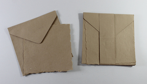 Carte de bordure LED personnalisée de qualité supérieure 250 g/m² avec enveloppe assortie en papier recyclé fait main à partir de fibres de coton - Product Image 4