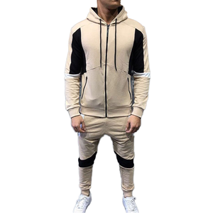 Vente en gros de vêtements de sport de bonne qualité pour hommes OEM survêtement de sport personnalisé en polyester à rayures pour hommes - Product Image 1