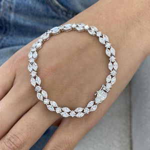 กำไลมาร์คีส์สำหรับผู้หญิงสร้อยข้อมือเทนนิสประดับเพชรสำหรับปลูกในห้องปฏิบัติการแบบดั้งเดิม - Product Image 3