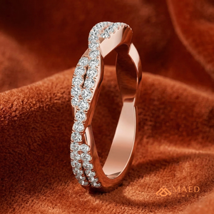 Anillo de Compromiso de Eternidad con Moissanita Trenzada Chapado en Oro Rosa para Mujer - Regalo de Aniversario de Lujo - Product Image 2