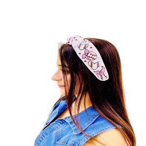 ที่คาดผมประดับลูกปัดสำหรับผู้หญิง Ap Curated Couture รุ่นปี 2025 สินค้าขายดี งานฝีมืออินเดียรูปทรงใบไม้ประดับมุกปักลายแฟชั่น - Product Image 1