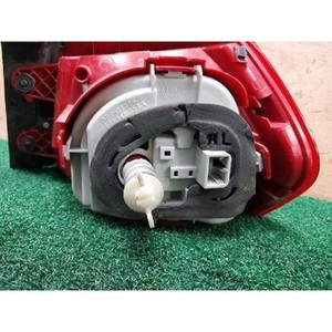 Luz Trasera Izquierda Usada para Passat 561945095G - Product Image 4