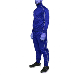 Very Attractive Solid Colour Men Windbreaker <b>Tracksuits</b> Sustainable Waterproof New Custom Men Windbreaker <b>Tracksuit</b> Top Style - Product Image 3