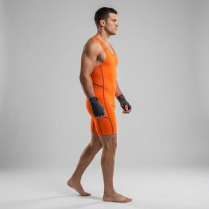 Combinaison de lutte personnalisée pour hommes, jaune fluo, imprimée par sublimation, ajustée, respirante, équipement d'entraînement et de compétition, 100% polyester et élasthanne - Product Image 4