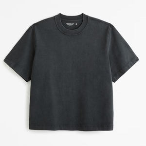 T-shirt en coton épais 100 % coton, col ras du cou côtelé, coupe oversize et carrée, style streetwear, personnalisable avec logo OEM et motifs graphiques - Product Image 4