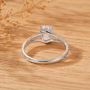 Anillo de Compromiso con Halo de Diamantes Cultivados en Laboratorio, Corte Esmeralda Brillante, Oro Blanco de 10K, 14K, 18K, 1 Quilate, VVS, Anillo Fino para Mujer - Product Image 5