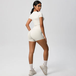 Conjunto Deportivo de Dos Piezas para Hombre, Pantalones Cortos de Gimnasio Transpirables de Tela Oxford de Cintura Alta, Camiseta de Manga Corta, Ropa Deportiva para Yoga y Ejercicio - Product Image 4