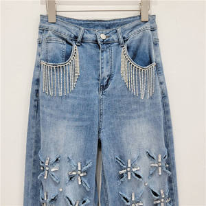 Jean en denim coupe droite pour femme, longueur intégrale, en coton délavé, coupe ample, motif géométrique perlé, style bohème, printemps - Product Image 2