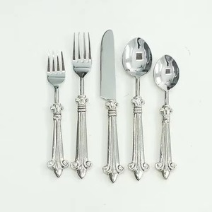 Ensemble de couverts décoratifs en acier brillant, faits à la main, style royal, en métal forgé, effet miroir, pour la maison et la cuisine - Product Image 1