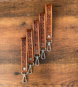 Nuevo brazalete de cuero con herramientas naturales, juego de llavero de cuero genuino, llavero personalizado, llave de coche de vaquera, correa de llave occidental, Clip para llave - Product Image 3