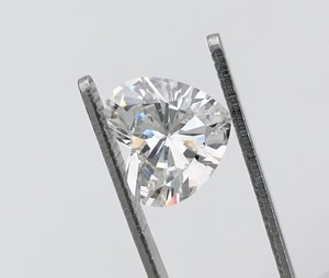 Diamante Suelto en Forma de Pera, Cultivado en Laboratorio, Corte Corazón, Color DEF, Claridad VVS VS, Proveedor de Diamantes CVD de la India - Product Image 1