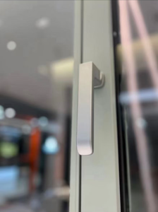 Fenêtres à persiennes fixes en aluminium <span class=keywords><strong>sur</strong></span> <span class=keywords><strong>mesure</strong></span>, double vitrage, pour hôtels, villas, boutiques, cours, étanches et insonorisées - Product Image 4