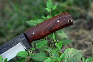 Cuchillo de Caza y Camping de Acero al Carbono, Cuchillo Táctico de Supervivencia con Mango de Madera y Funda de Cuero - Product Image 3
