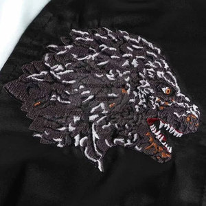 Chaqueta Sukajan Bordada de Estilo Clásico con Tela Satinada, Cuello Alto, Logotipo Frontal, Ropa de Abrigo Informal de Moda Urbana para Invierno - Product Image 5