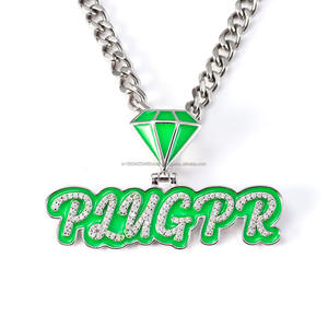 Collar con colgante de diseñador para hombre, con diamante moissanita, plata de ley 925, esmalte verde, joyería con diseño de letras, para compradores internacionales - Product Image 2