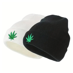 Nouveaux Bonnets Unisexe Décontractés à Broderie Feuille Tendance, Confortables, Dernier Cri, Design Personnalisé, Fournisseur de Qualité - Product Image 1