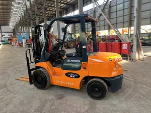 Used Toyota 3-ton <b>Forklifts</b> with Original Engine High Quality & Performance Competitive Prices for Mines & Ports - Product Image 6