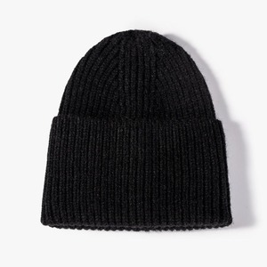 Bonnet unisexe en acrylique de couleur unie, tricot côtelé, style décontracté, pour l'hiver, tour de tête 56-58 cm - Product Image 4