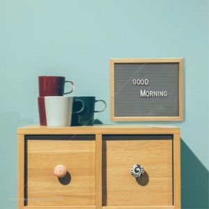 Tableau de lettres gris en feutre floqué exquis avec cadre en bois de pin, mobile et décoratif - Product Image 6