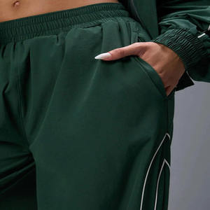 Pantalones Deportivos para Mujer, Color Verde Oscuro, Cintura Elástica, Corte Holgado, Largos, Transpirables, con Bolsillos Laterales, Estilo Casual - Product Image 4