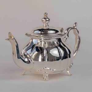 Théière en acier inoxydable de designer, finition argentée, qualité exclusive, miroir poli, pour la maison et la table, pour eau chaude - Product Image 1