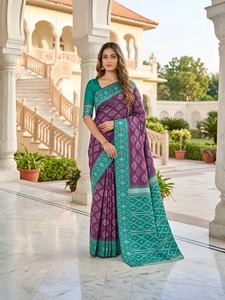 Sari en soie tissée rose et verte, style Banarasi, tissu en mélange de soie pour les mariages, les festivals, les tenues traditionnelles, collections de sari - Product Image 4