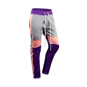 Survêtement élégant pour homme, coupe décontractée, vêtements de sport conçus pour les voyages, les entraînements et les besoins du style de vie urbain, vêtements en coton biologique - Product Image 2